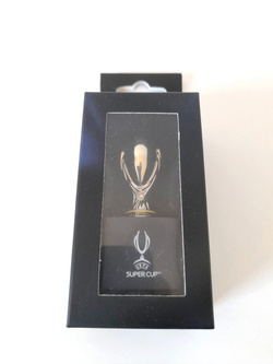 Replika miniatura trofeum Superpuchar Europy UEFA 7,5 cm (produkt oficjalny