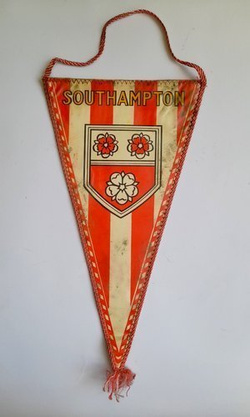 Proporczyk Southampton FC stary