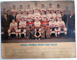 Pocztówka Reprezentacja Kanady w hokeju na lodzie 1965-66