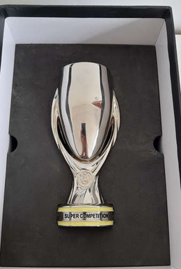 Duża replika Superpuchar Europy 15 cm (produkt oficjalny UEFA)