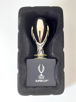 Replika miniatura trofeum Superpuchar Europy UEFA 7,5 cm (produkt oficjalny