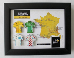 Zwycięzcy Tour de France 2018 koszulki w ramce (oficjalny produkt)