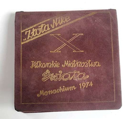 Plakiety X Piłkarskie Mistrzostwa Świata 1974 - złota i srebrna (w etui)