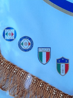 Proporczyk Reprezentacja Włoch 4-krotni mistrzowie świata duży (produkt oficjalny)