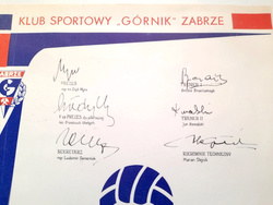 Ulotka KS Górnik Zabrze 1971 autografy piłkarzy, trenerów i działaczy