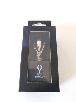Replika miniatura trofeum Superpuchar Europy UEFA 7,5 cm (produkt oficjalny