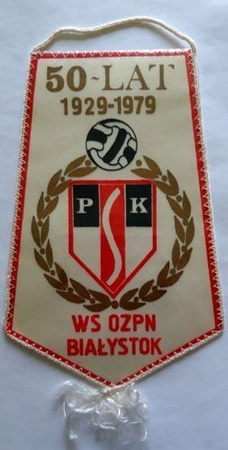 Proporczyk 50 lat Wydział Sędziowski Okręgowego Związku Piłki Nożnej Białystok 1929 1979