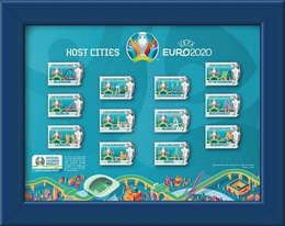 Zestaw w ramce 12 odznak gospodarze Euro 2020 (produkt oficjalny)