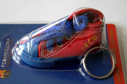 Brelok FC Barcelona but (produkt oficjalny)