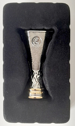 Replika miniatura Pucharu Liga Europy UEFA (oficjalny produkt) 8 cm