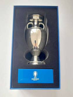 Replika trofeum UEFA Euro 2024 Niemcy, 18,5 cm (produkt oficjalny)