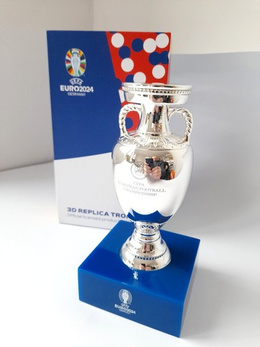 Replika trofeum UEFA Euro 2024 Niemcy, 18,5 cm (produkt oficjalny)