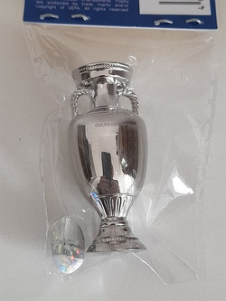 Replika miniatura trofeum UEFA Euro 2024 Niemcy 4,5 cm