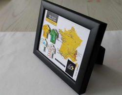 Zwycięzcy Tour de France 2018 koszulki w ramce (oficjalny produkt)