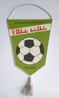 Proporczyk Tygodnik Piłka Nożna. Na stadionach Polski i świata