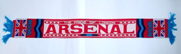 Szalik Arsenal FC - Duma Londynu, z flagami