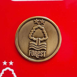 Odznaka Nottingham Forest retro pozłacana (produkt oficjalny)