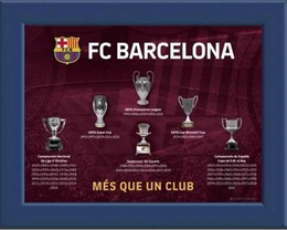 Zestaw w ramce 6 odznak FC Barcelona trofea (produkt oficjalny)