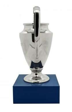 Duża Replika Pucharu - Liga Mistrzów (oficjalny produkt) 15 cm 