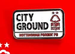 Odznaka Nottingham Forest stadion City Ground tabliczka  (produkt oficjalny)