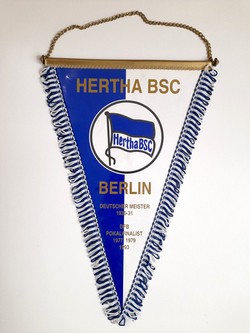 Proporczyk Hertha BSC Berlin duży
