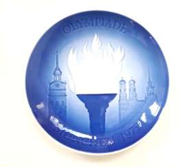 Talerz porcelanowy Olimpiada Monachium 1972 (Dania, sygnowany)
